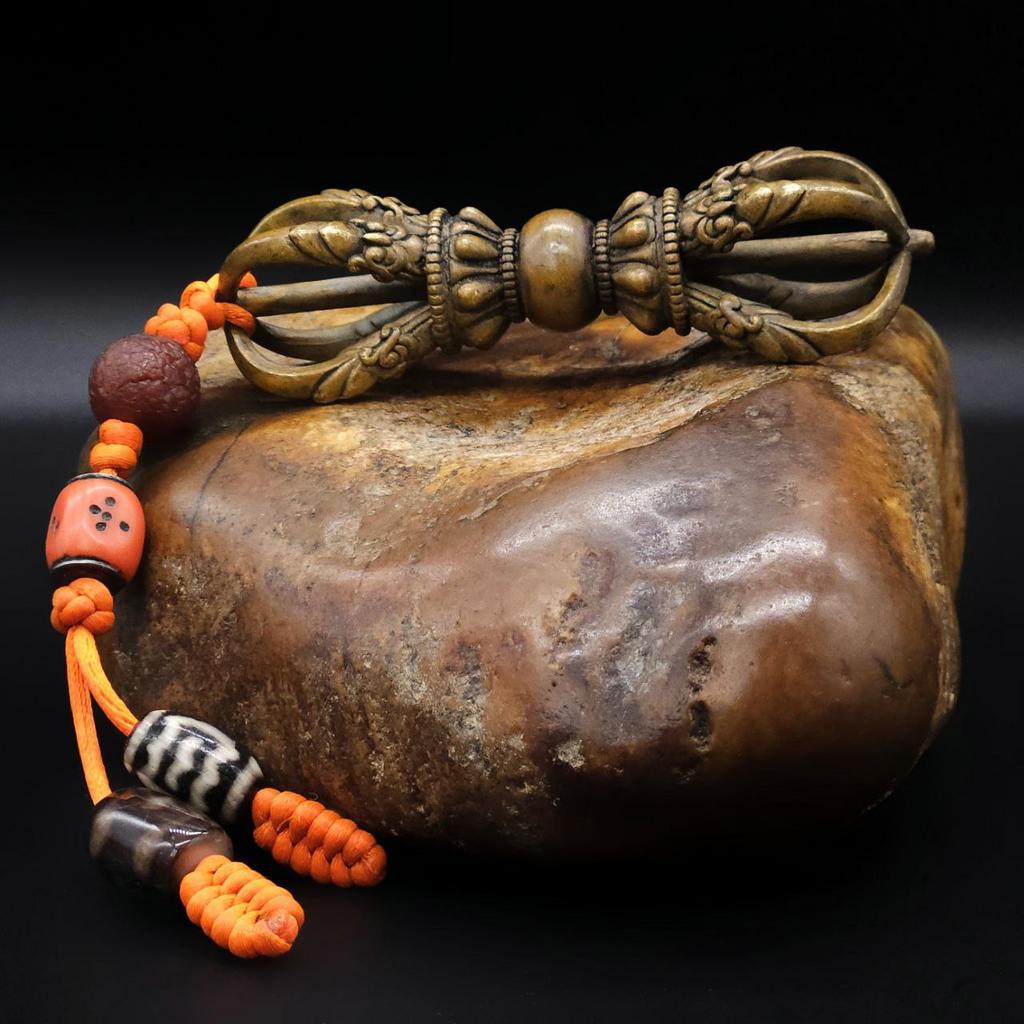 Ваджра с подвеской