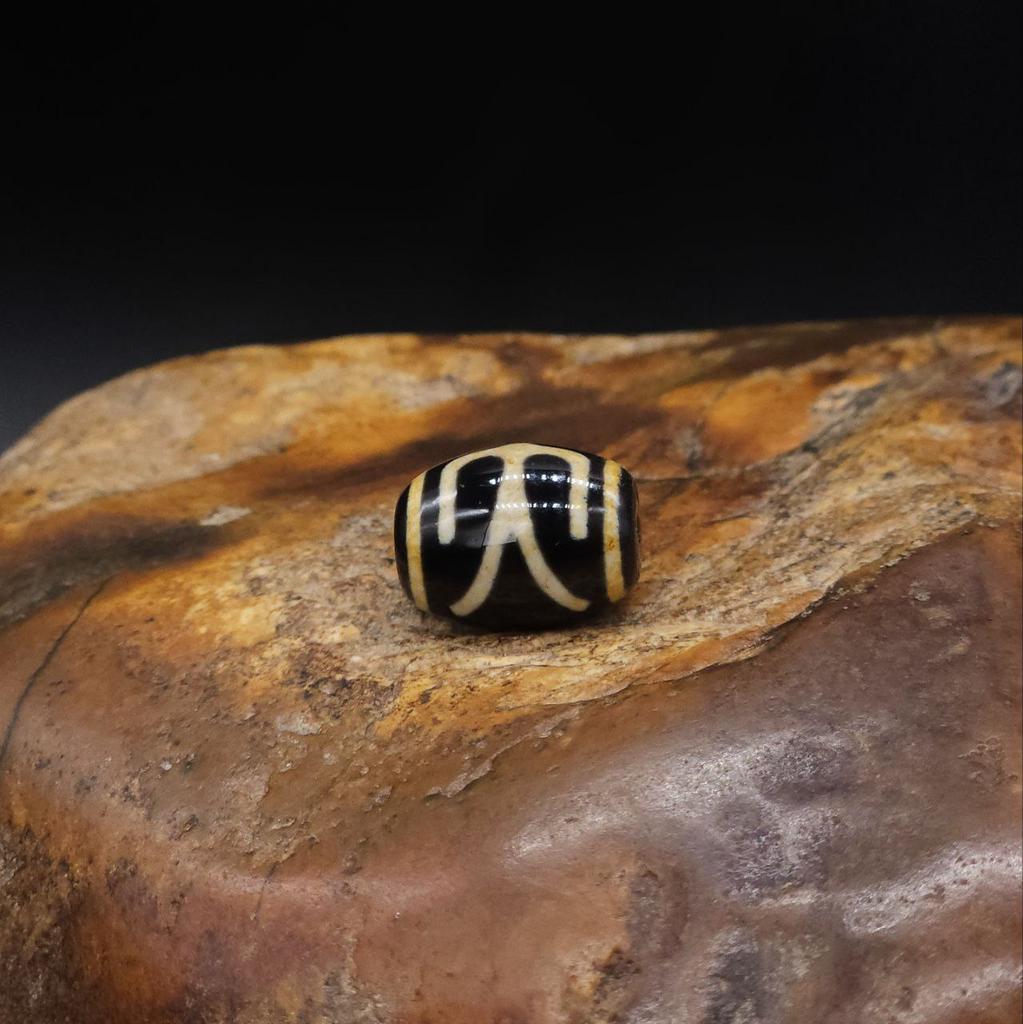 Бусина Дзи Большой Человек N°34