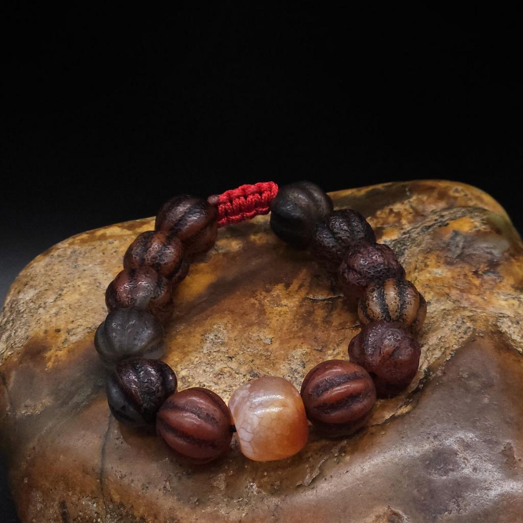 Браслет из старого агата Тыковки N°2