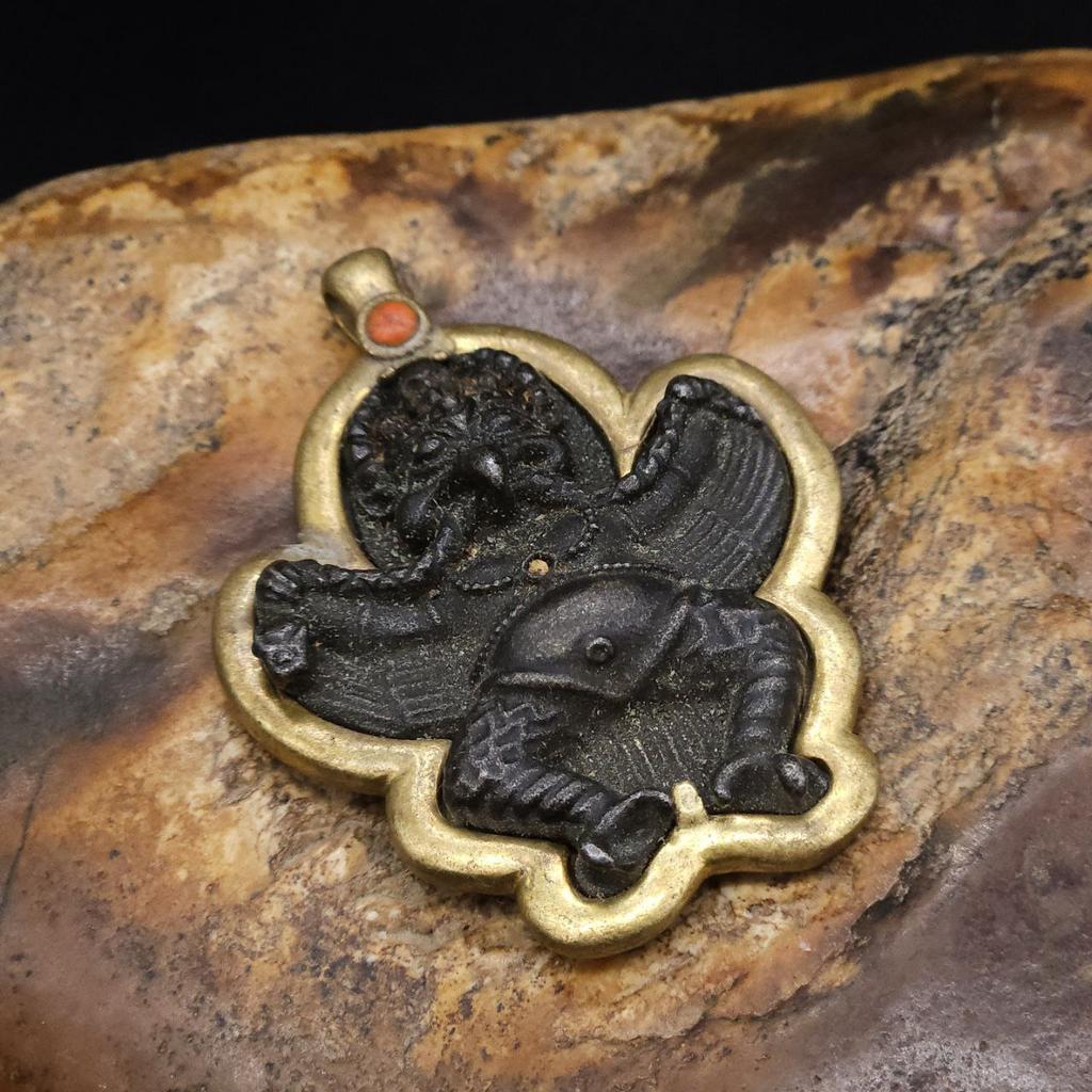 Подвеска Гаруда N°3