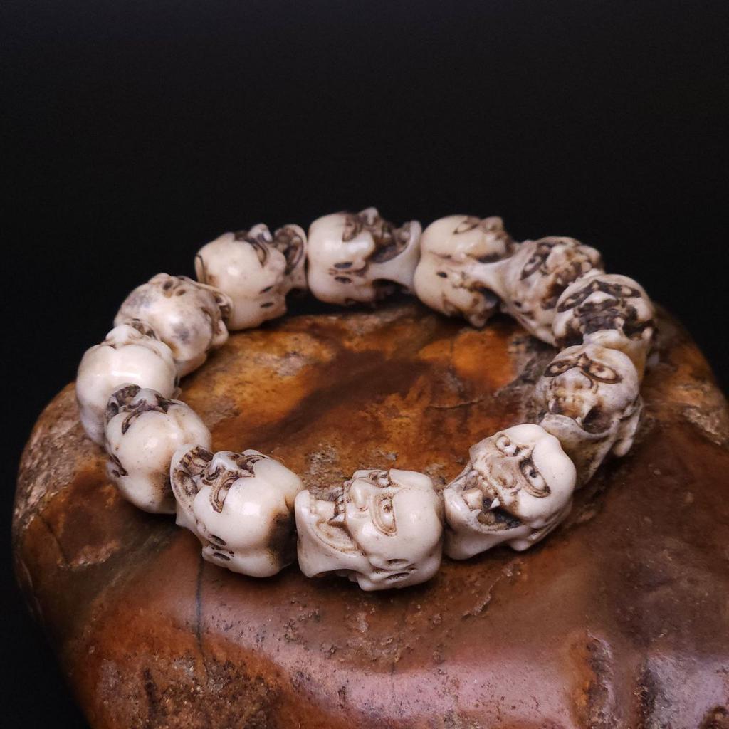 Браслет Лики Они