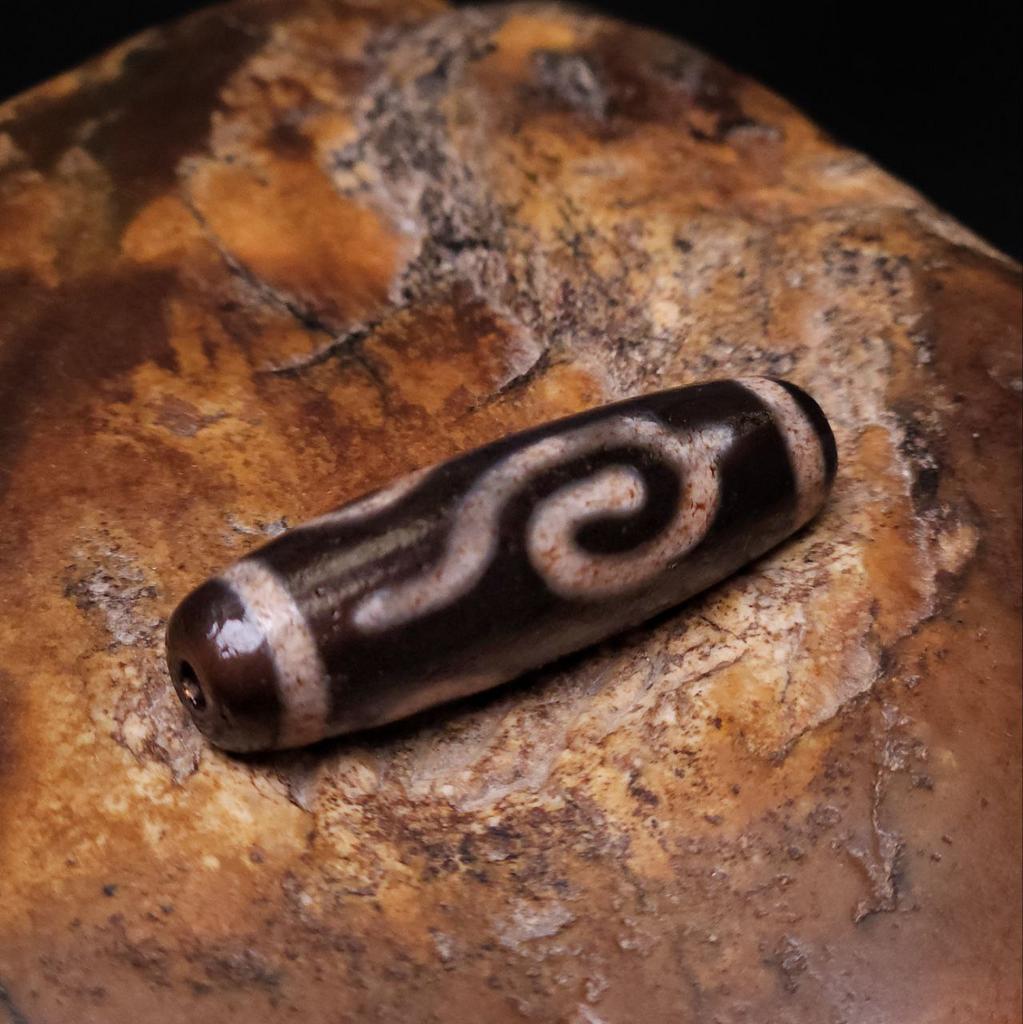 Бусина Дзи Золотой Ключ и 4 глаза N°2