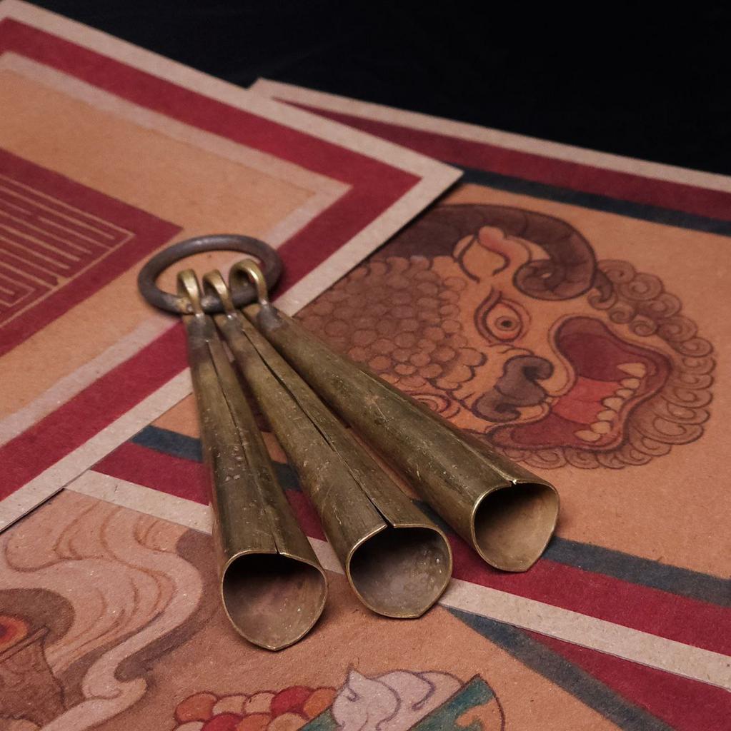 Колокольчик шаманский из бронзы N°1