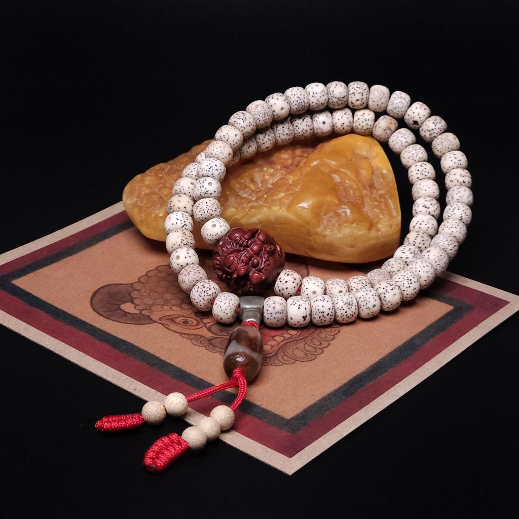 Чётки 66 бусин и небесный лев