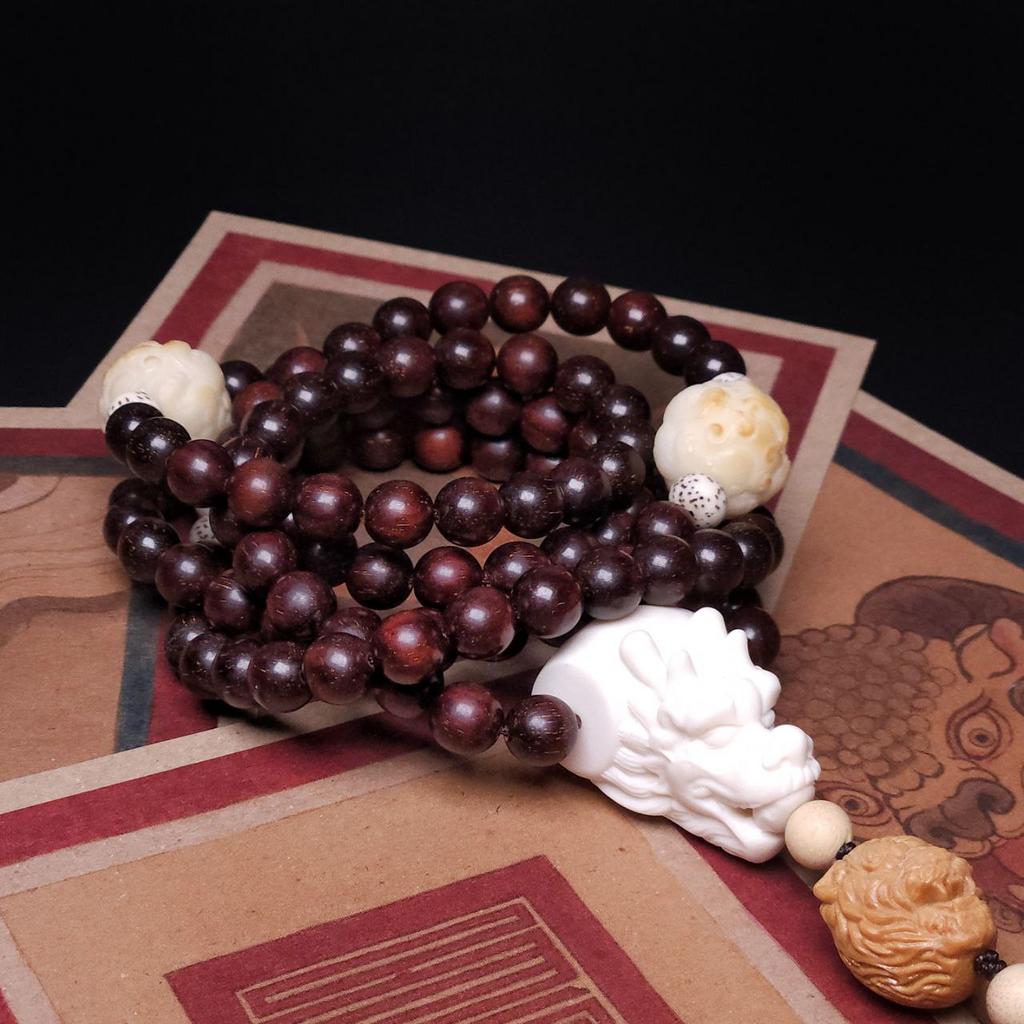 Сандаловые чётки с драконом и тигром