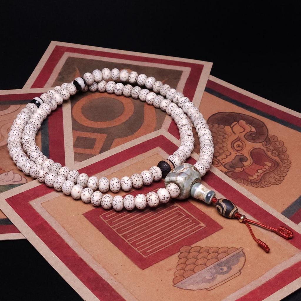 Чётки из корня лотоса 108 бусин с бусинами дзи