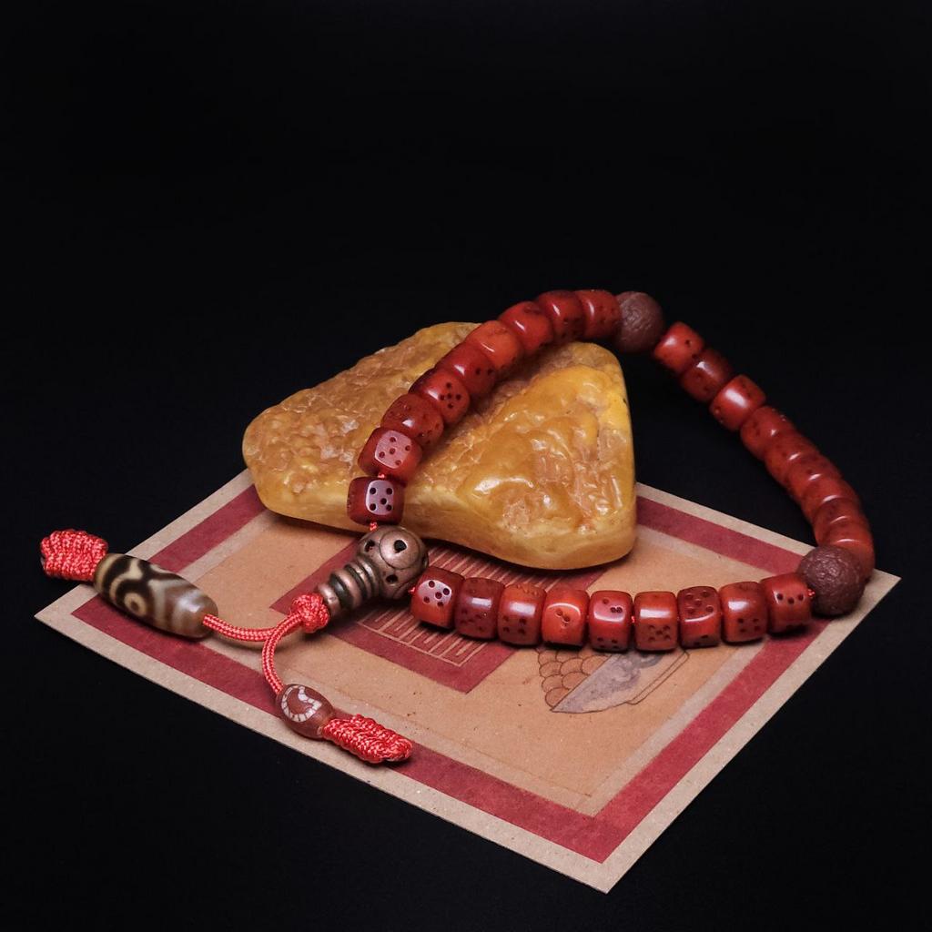 Чётки 21 игральный кубик дзи 3 глаза