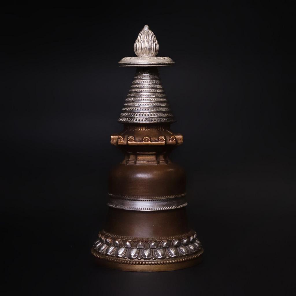 Дарохранительница ступа тёмная