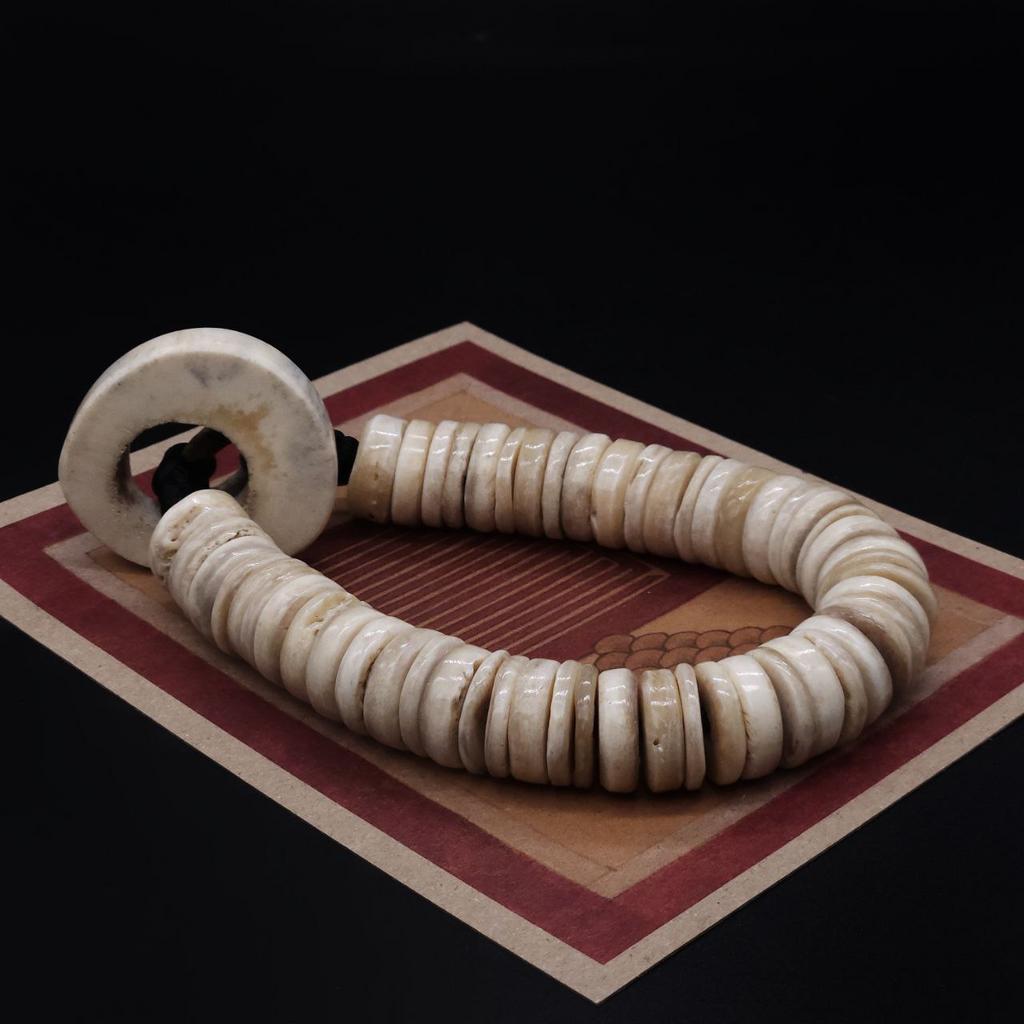 Браслет - чётки из черепа лошади с махака