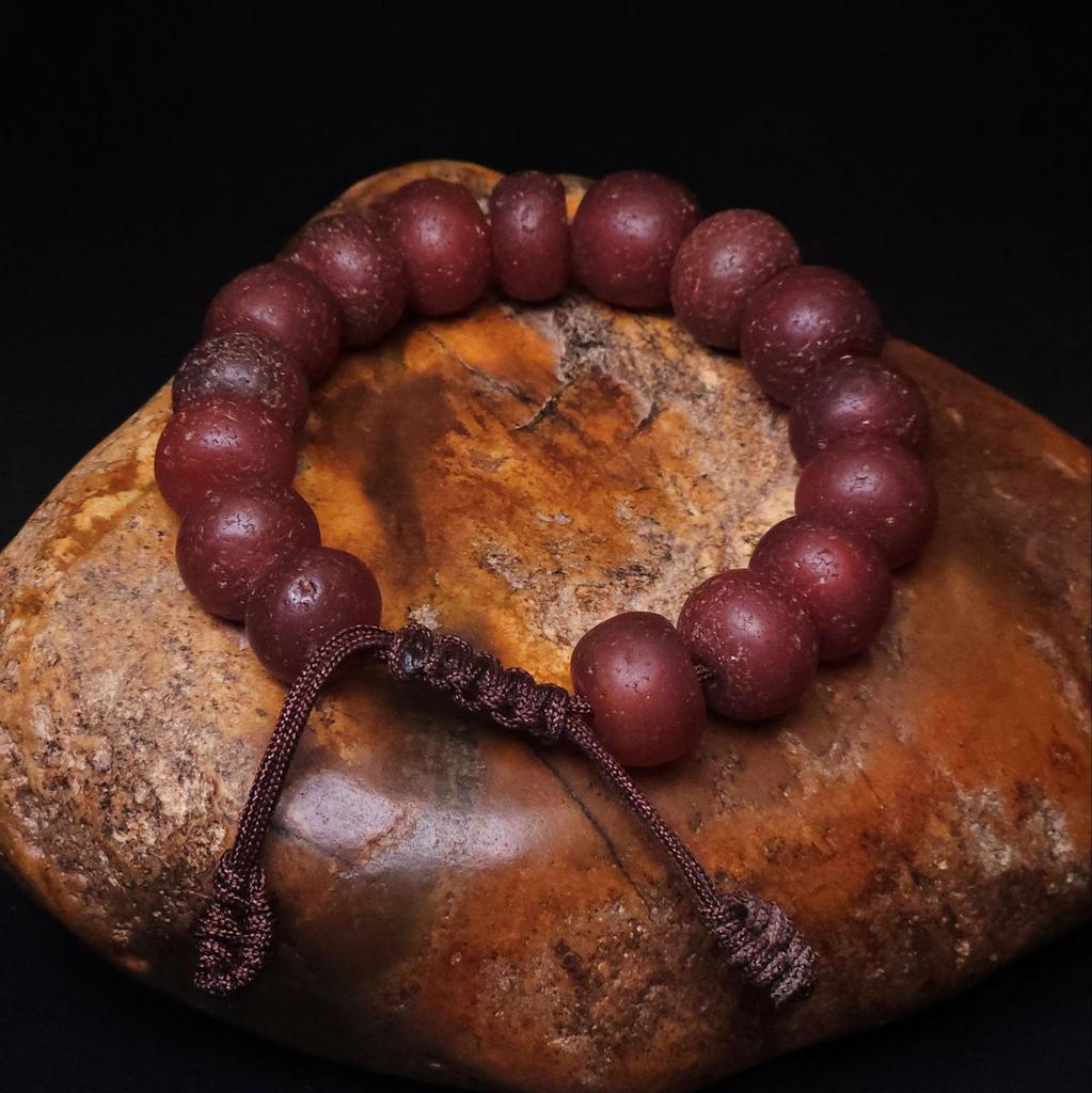 Браслет из старого агата N°5