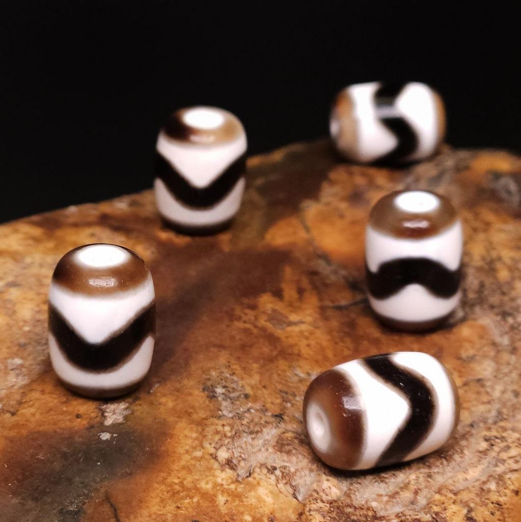 Бусина Дзи Зубы Тигра N°102