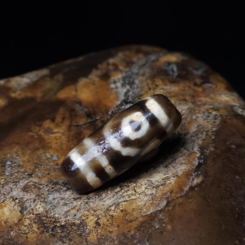 Бусина Дзи 2 глаза N°182