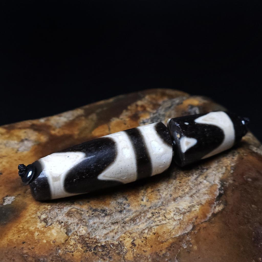 Сломанная Бусина Дзи Двойные Зубы Тигра №3