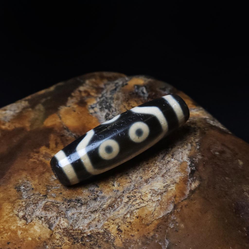 Бусина дзи 5 глаз №26