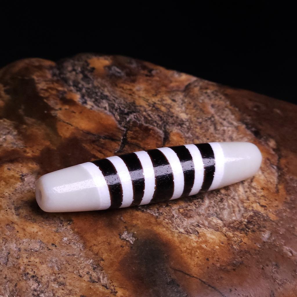 Старинная бусина Дзи Комфортная Жизнь N°29