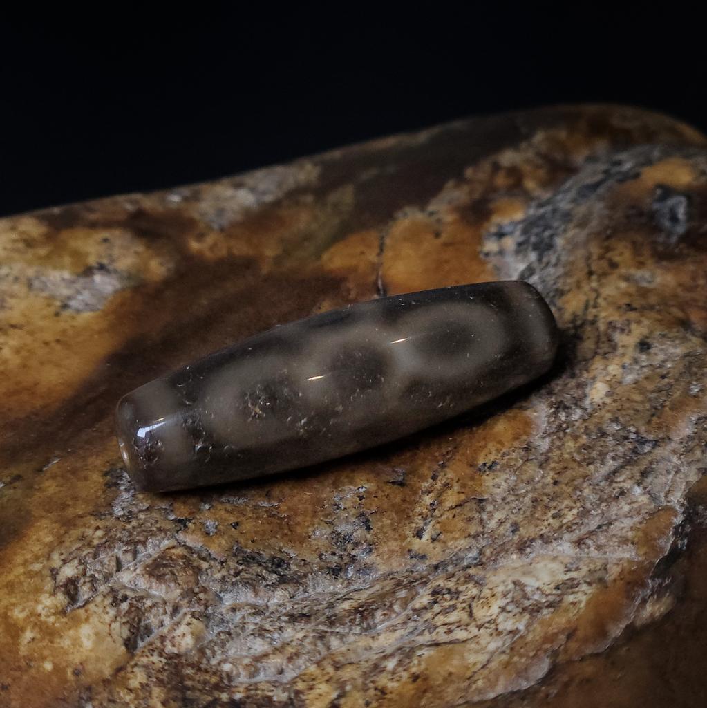 Бусина Дзи Гаруда и молния N°55