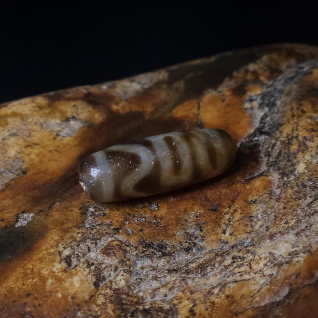 Бусина Дзи 4 стихии (4 благодати)  N°27