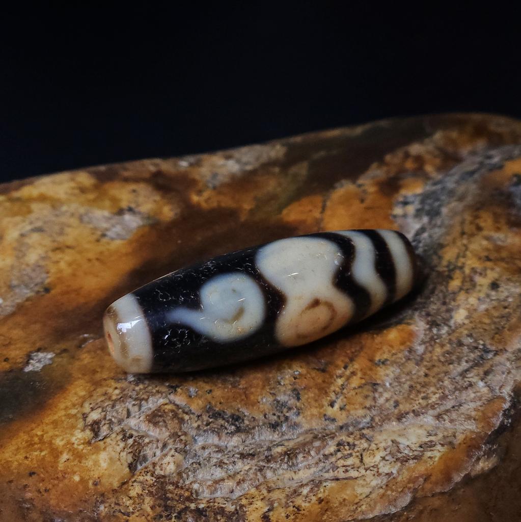 Бусина дзи шапка Глаза Будды