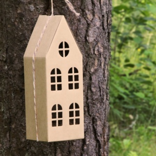 Коробка  самосборная "Домик"