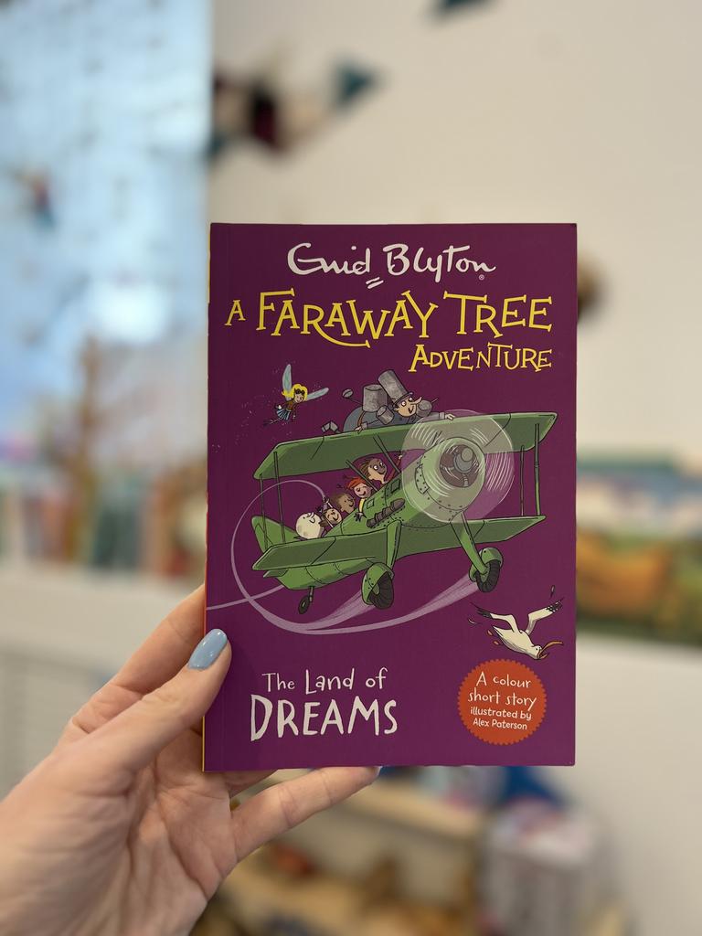 The land of dreams / Enid Blyton