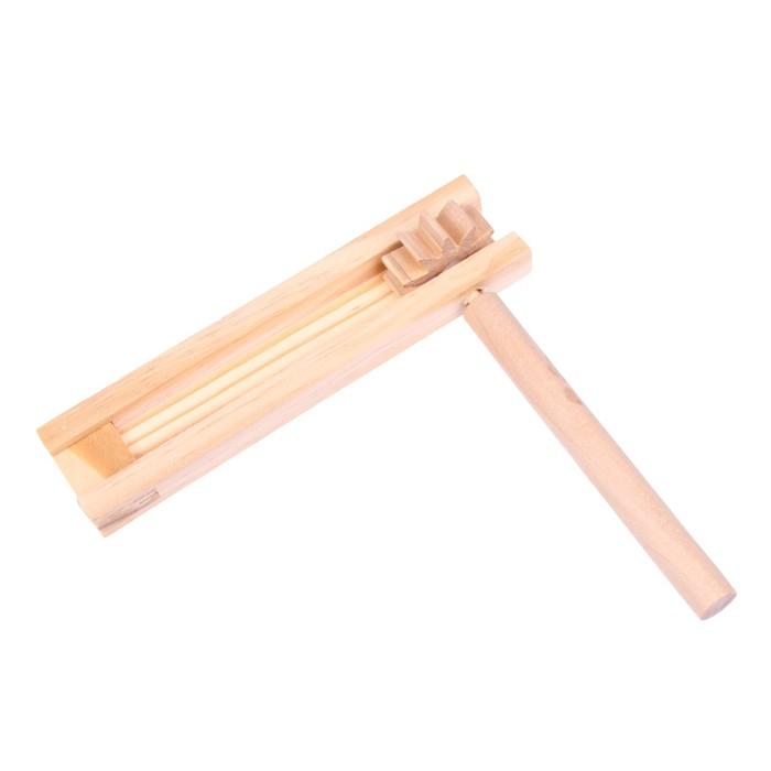 Музыкальная игрушка «Трещотка»