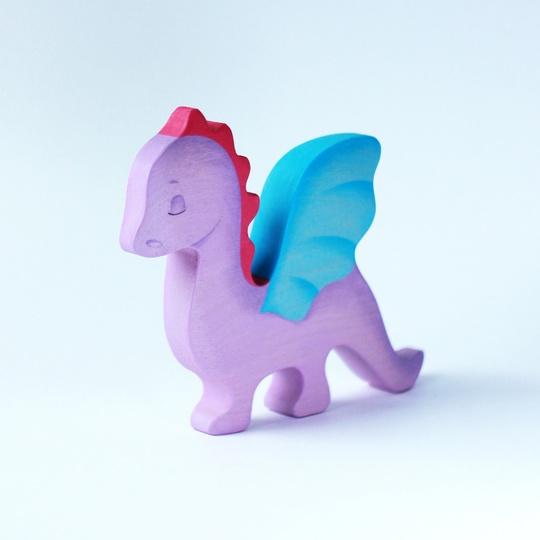 Дракончик сиреневый. Деревянная фигурка-игрушка