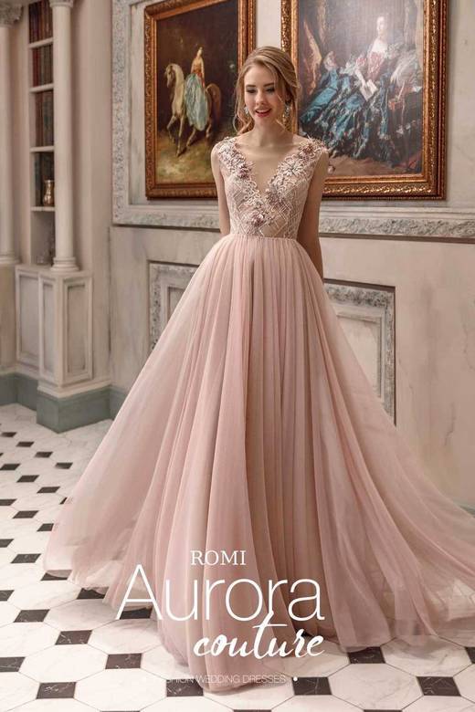 Платье в дымчато-розовом оттенке Romi