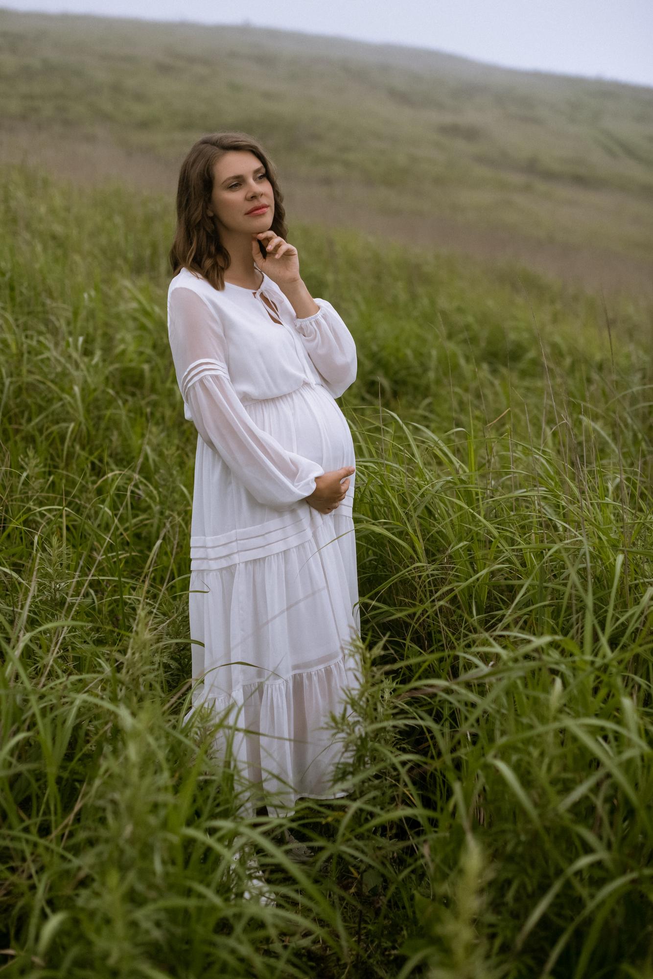 Шифоновое миди платье с рукавом