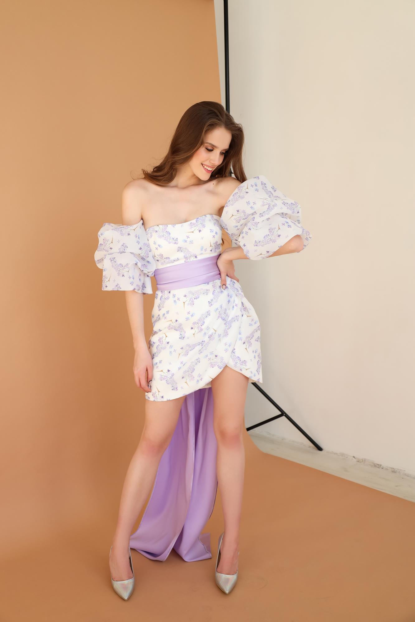 Белое мини с лавандой и съемным поясом