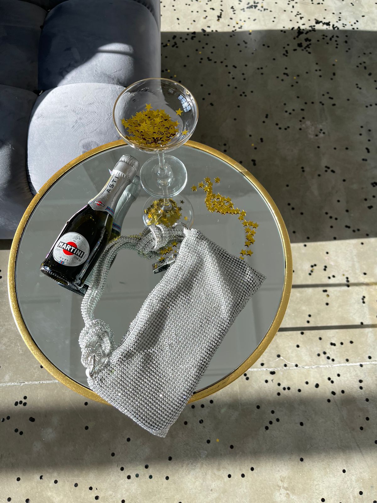 Клатч серебряный в пайетку на молнии