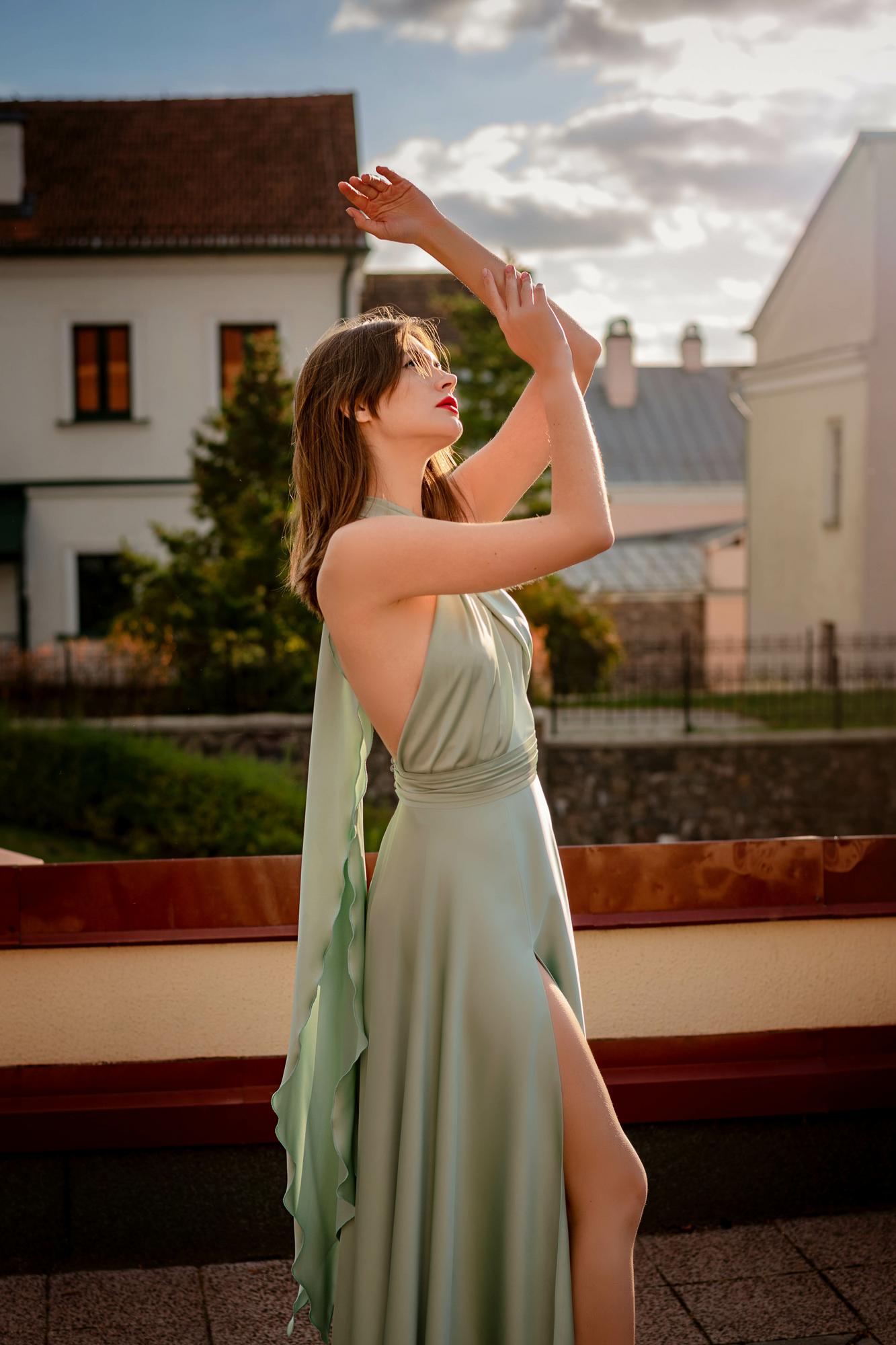 Пэрис шалфей шелковое с разрезом