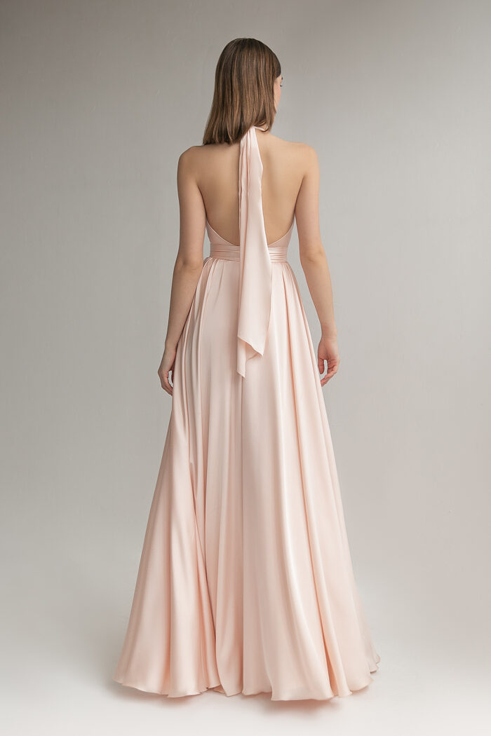 Касандра персик шелковое