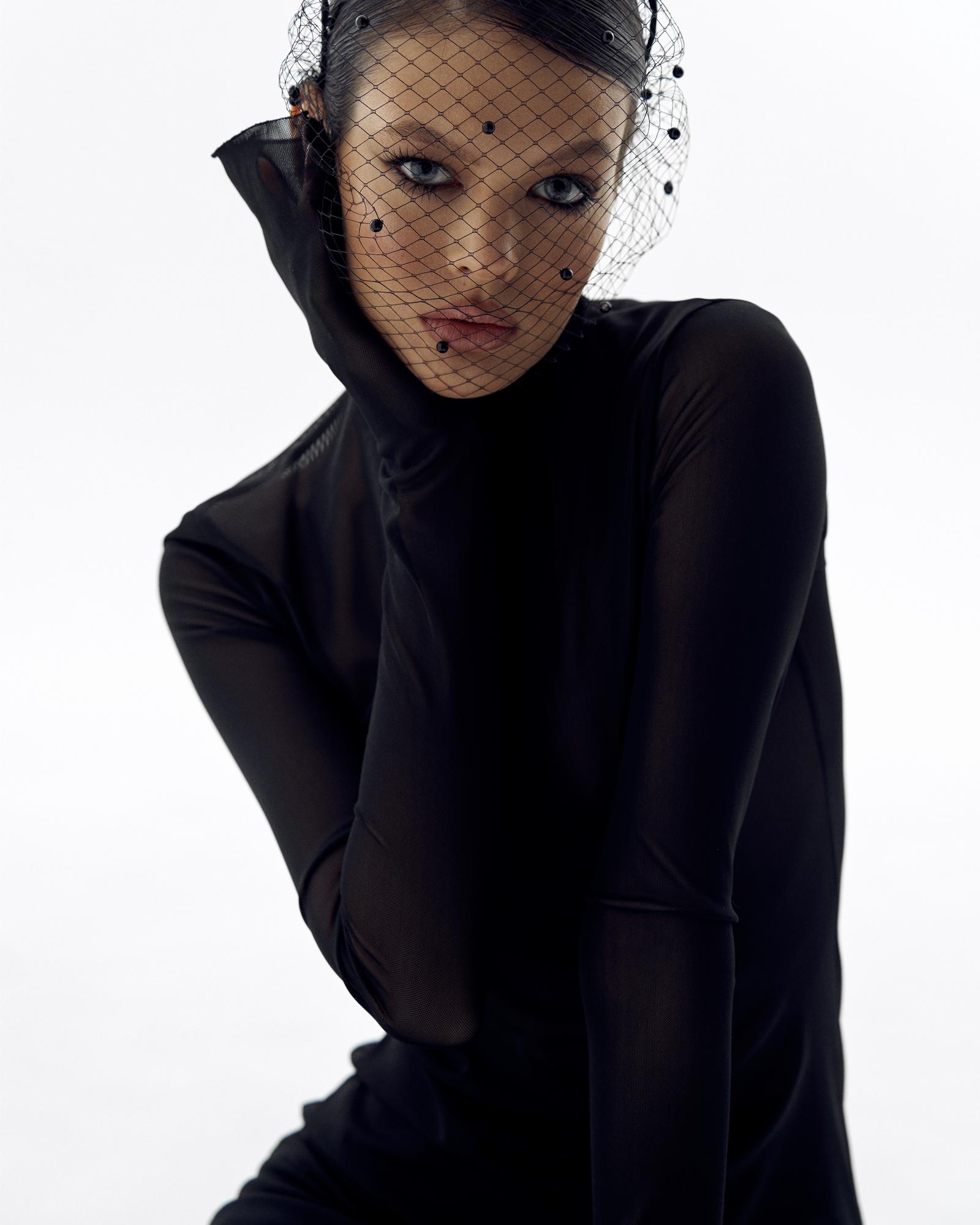 Ободок для волос черная сеточка