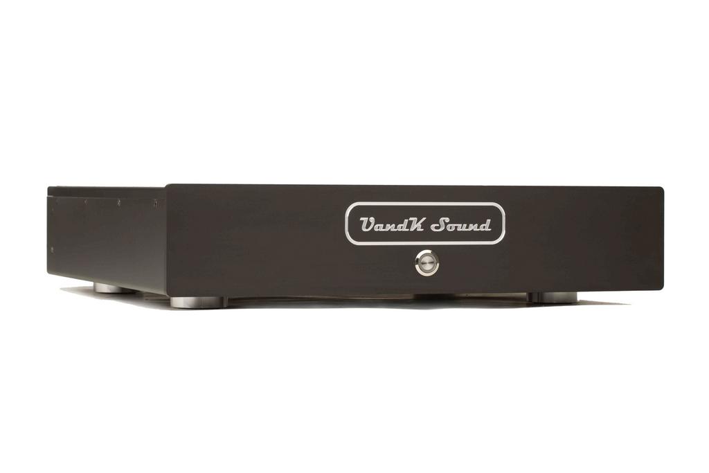 Усилитель мощности UandKSound M2300