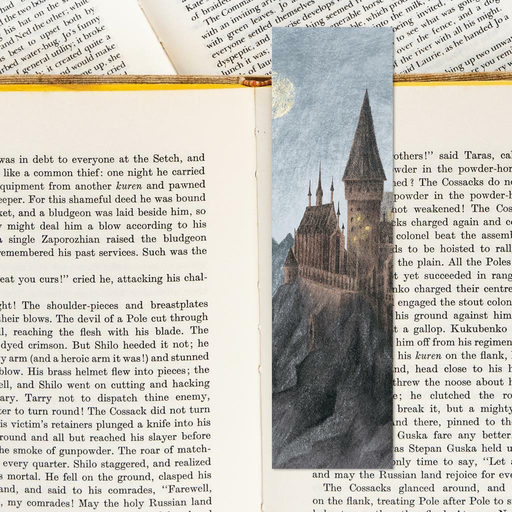 Книжная закладка «Хогвартс»