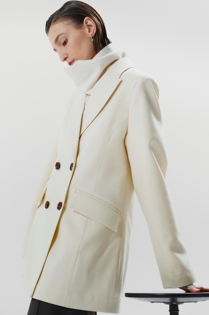 Пиджак двубортный milk