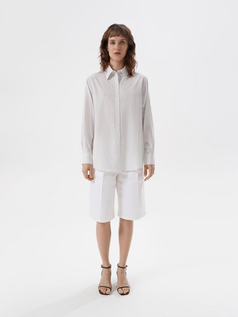 Рубашка белая в коричневую полоску