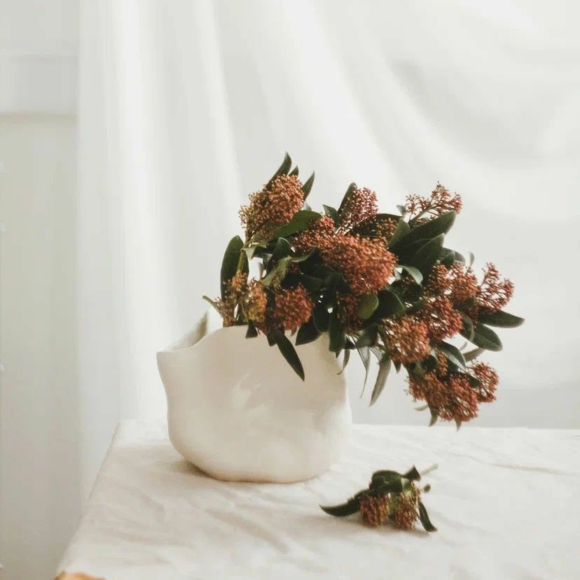 Ваза волна из полуфарфора (Fadeeva ceramics)