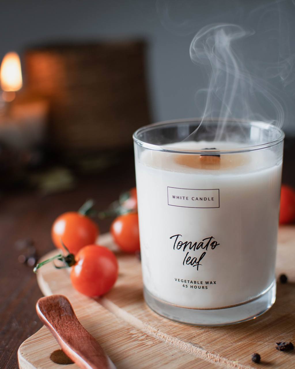 Свеча Tomato Leaf