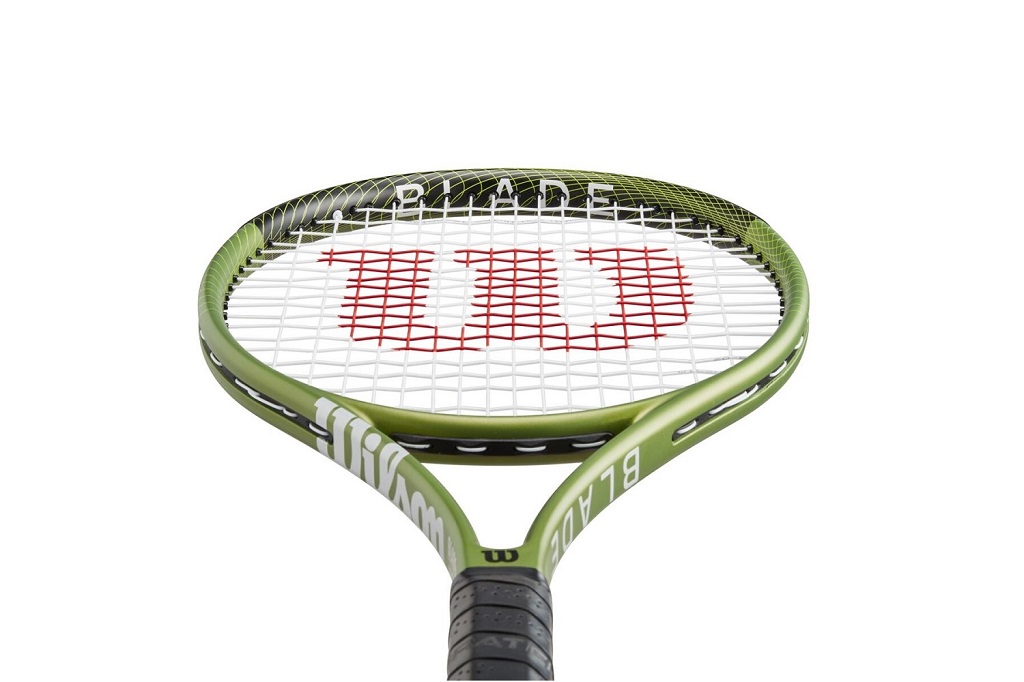 Теннисная ракетка Wilson Blade Feel 100 (100", 284 гр, бал. 32 см)