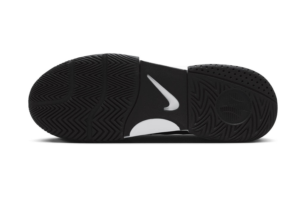 Теннисные кроссовки мужские Nike Court Lite 4