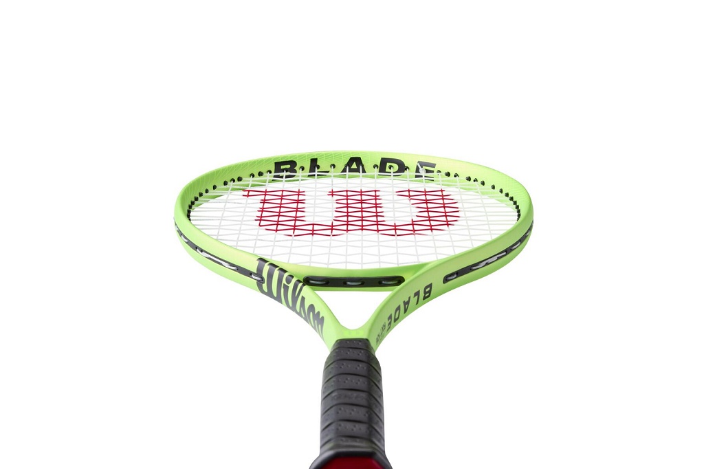 Теннисная ракетка Wilson Blade Feel RXT 105 2026 (105", 298 гр, бал. 33 см)