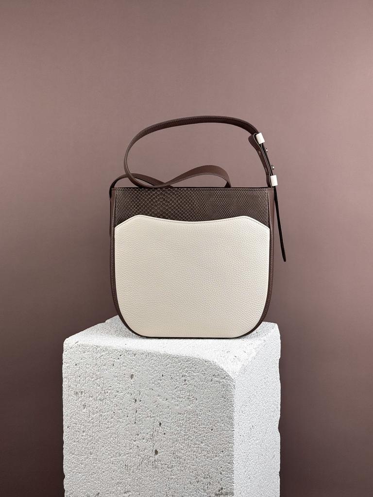 РОЗИ нутелла + молоко + змейка