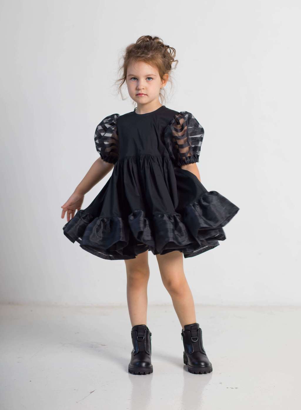 Платье с рукавами-фонариками