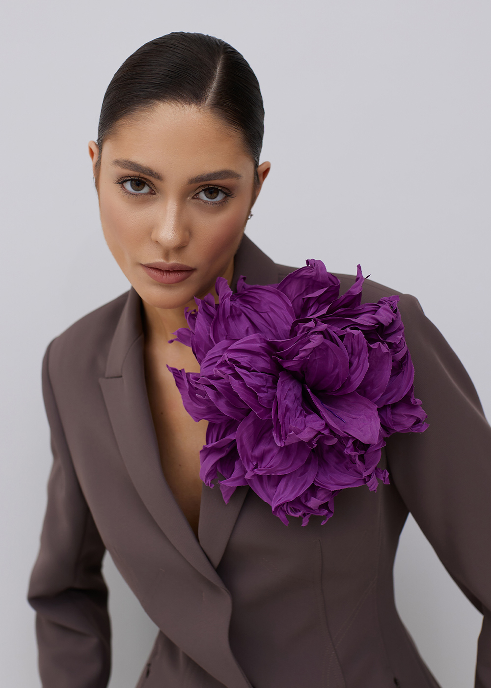 Пион, аметист