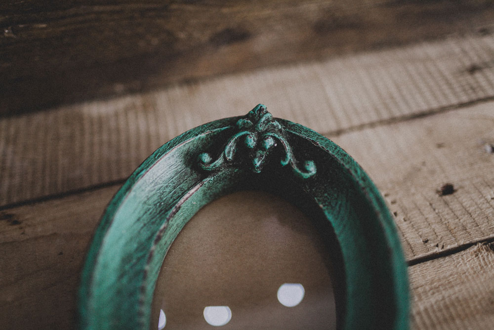 Овальная изумрудная