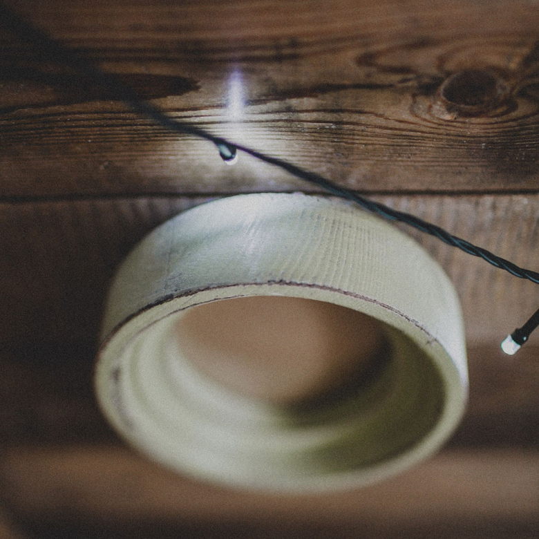 Овальная оливковая светлая