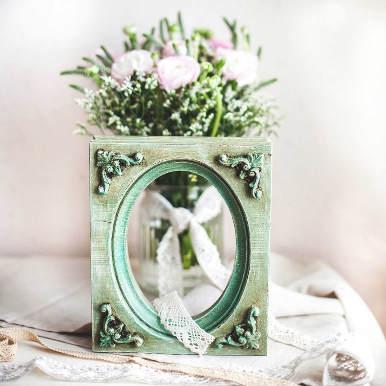 Овальная зелёная