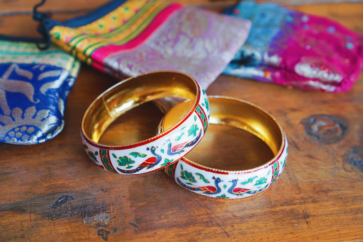 Браслеты с павлинами