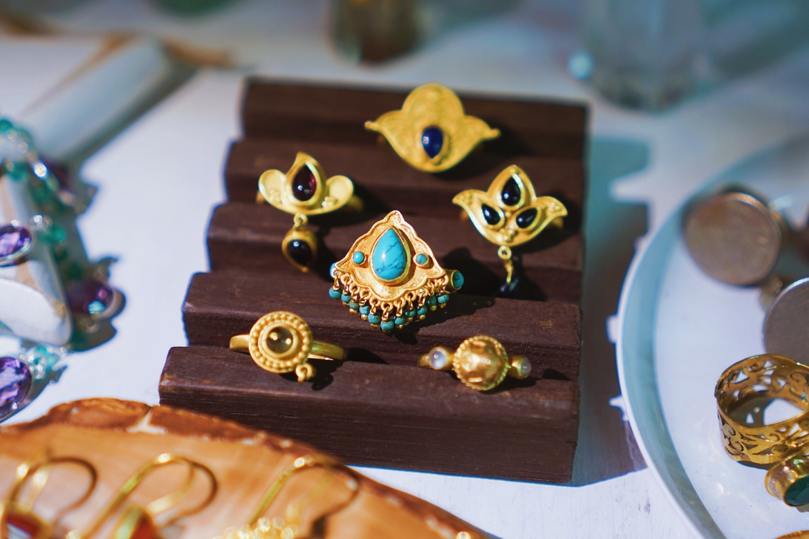 Раджастанское кольцо с бирюзой в позолоте